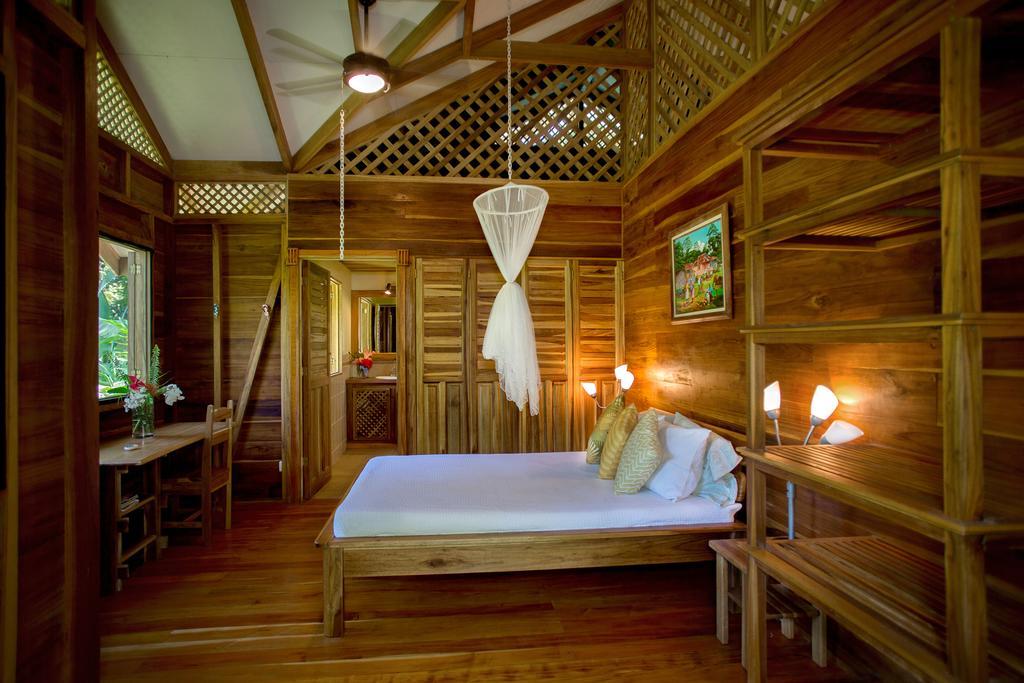 Finca Chica Lodge & Villas Puerto Viejo de Talamanca エクステリア 写真